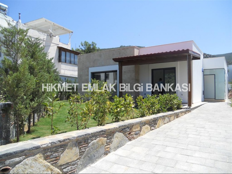 HİKMET�TEN BODRUM MERKEZDE TEK KATLI BAHÇELİ MÜSTAKİL SIFIR VİLLA